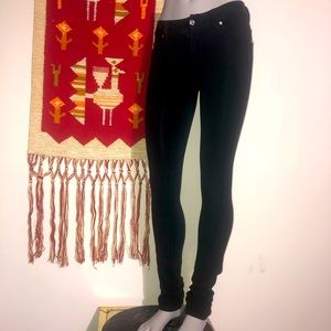 2/$20 🍁 Black Guess jeggings! 24